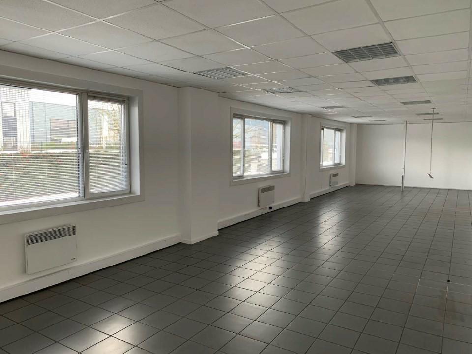 Local d'activité Roncq 2500m² Location local d'activité Roncq Nord OLACT2424535 3